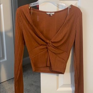 cropped long sleeved shirt